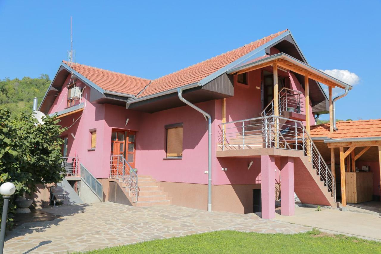 Vila Viktori Pirot Dış mekan fotoğraf