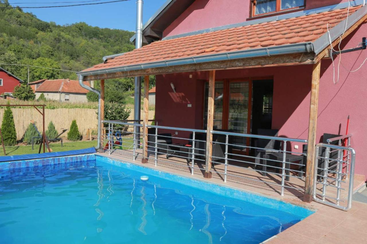 Vila Viktori Pirot Dış mekan fotoğraf