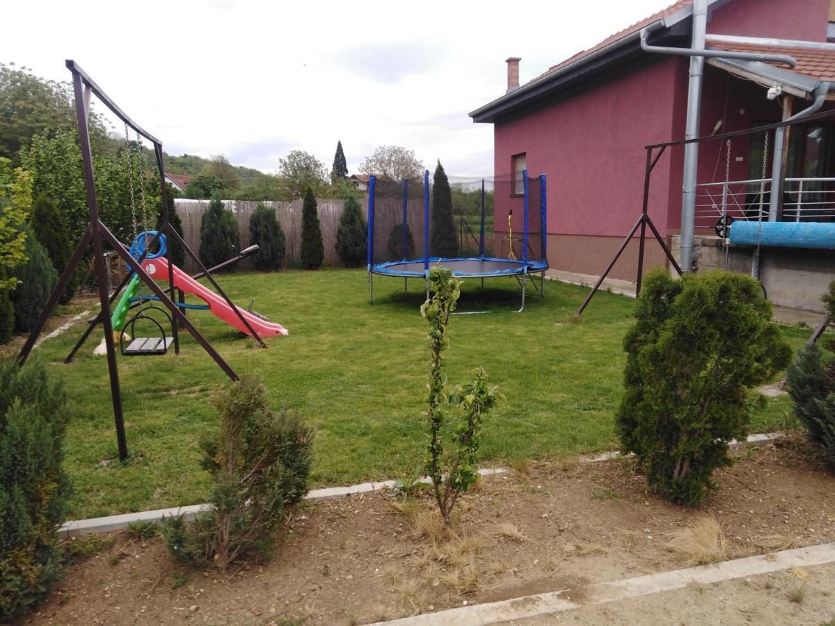 Vila Viktori Pirot Dış mekan fotoğraf