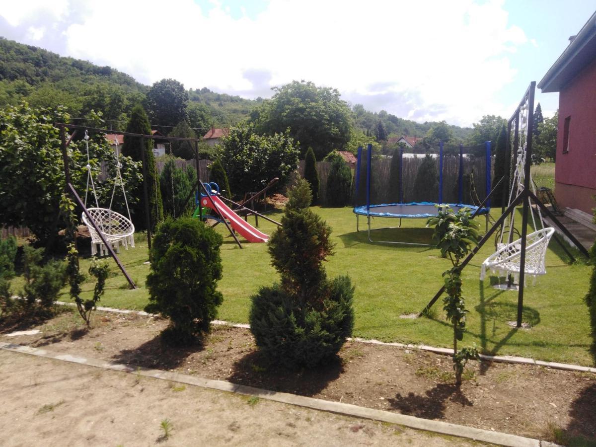Vila Viktori Pirot Dış mekan fotoğraf