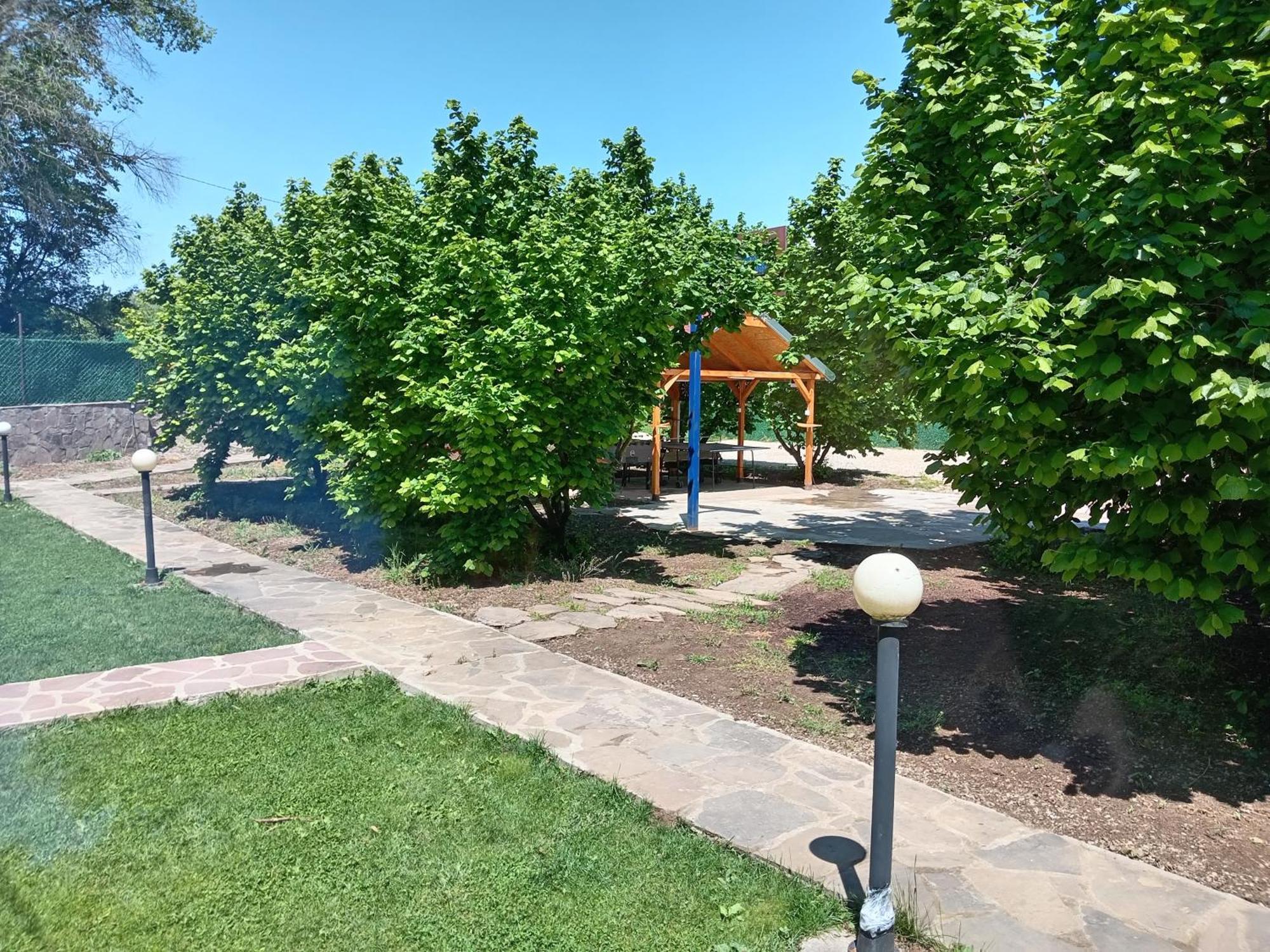 Vila Viktori Pirot Dış mekan fotoğraf